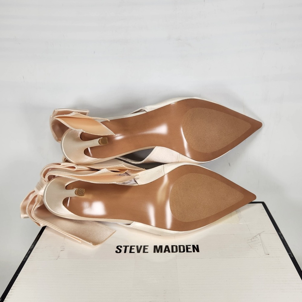 Steve Madden Teacup Pump Women Size 12 Ivory Satin Bow Stiletto Heel Pointed Toe - Picture 6 of 8
